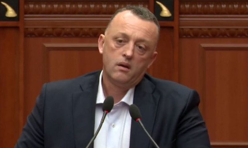 Agron Malaj thyen heshtjen: Në 21 Janar, përgjegjës Berisha. ‘Grupi i Zjarrit’ s’ka ekzistuar kurrë