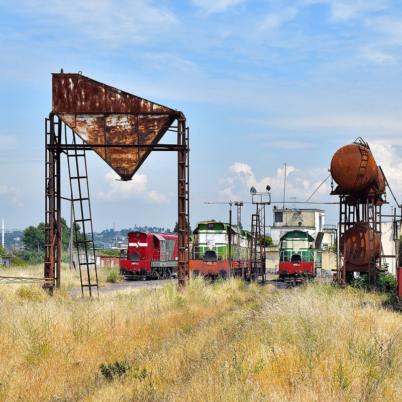 “Inati i shqiptarëve me hekurudhat”!