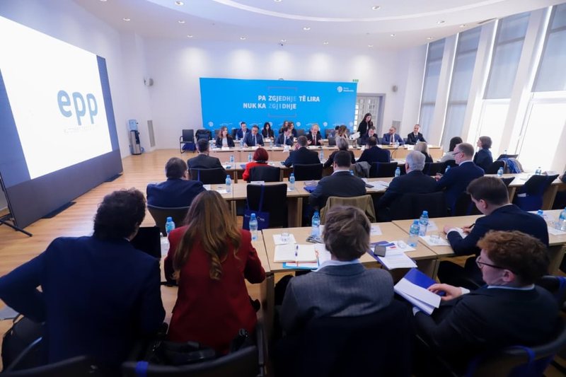 Çfarë nuk u tha nga takimi me PPE në selinë e PD?