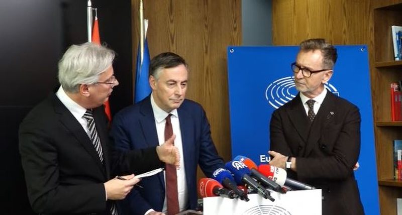 Takova Bardhin, Vokshin dhe Tabakun,  McAllister: Nuk e takoj Berishën…s’kam kohë