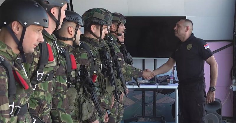 Habit Vulin: “Mysafirët” e Epstein shkaktuan Luftën e Tretë Botërore! Nisi me bombardimin e Serbisë Habit Vulin: “Mysafirët” e Epstein shkaktuan Luftën e Tretë Botërore! Nisi me bombardimin e Serbisë