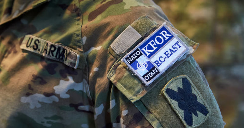 SHBA presion NATO-s për reduktimin e misioneve. A do të preken trupat në Kosovë?