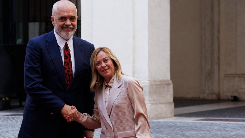 Pensionistët italianë letër Kryeministrit Rama: Mos na taksoni 15 %!