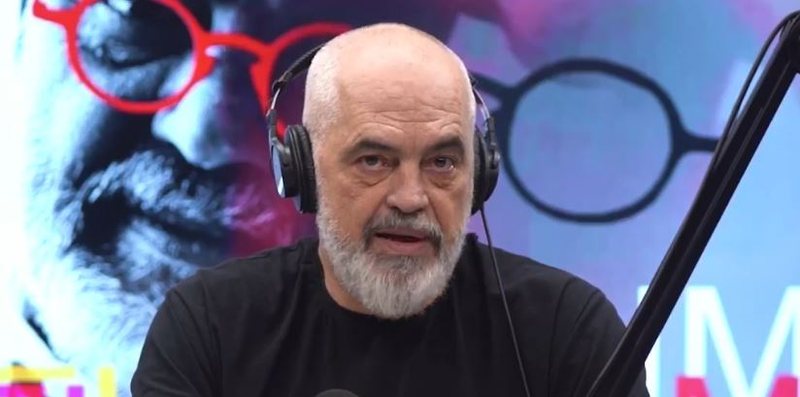 Do të zhvendosen të tjera drejtori, Rama për shkrirjen e Kadastrë së Vlorës: Shërbimi do të jetë online dhe pa sportele