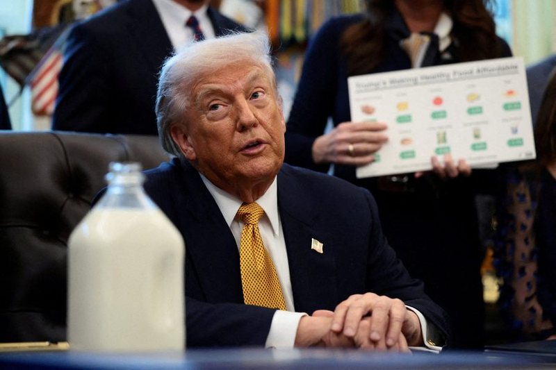 Ambicia për Groenlandën rikthehet: Trump njofton nisjen e negociatave