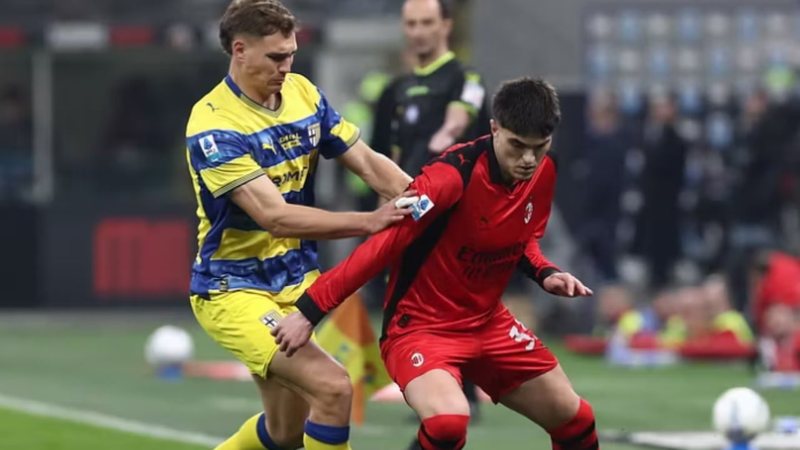 Dorëzohet Milani pas 24 javësh, Parma i bën surprizën e hidhur kuqezinjëve duke i mundur në “San Siro”