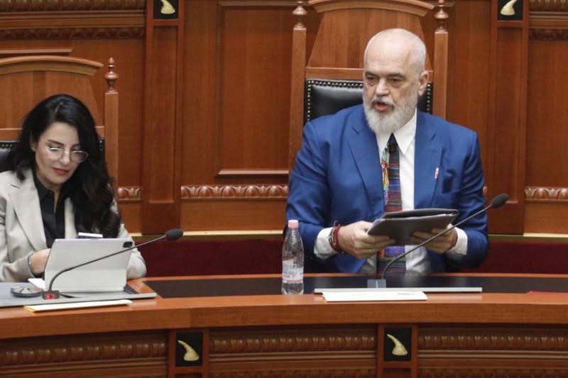 Zbulohet mesazhi i Ramës për Ballukun para largimit të saj nga Qeveria: Doni apo nuk doni ju, është e vështirë…