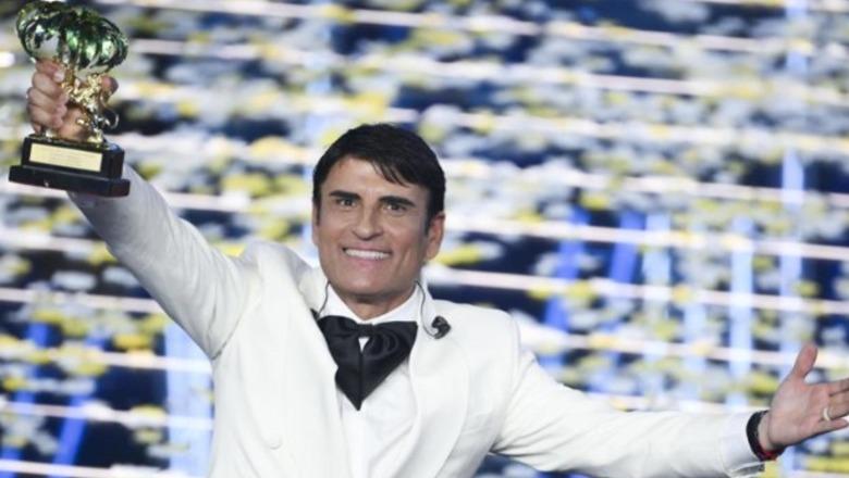 Sal Da Vinci triumfon në Sanremo: Ia dedikoj Napolit! Ermal Meta në vend të 8-të, Carlo Conti njofton largimin si drejtor artistik Sal Da Vinci triumfon në Sanremo: Ia dedikoj Napolit! Ermal Meta në vend të 8-të, Carlo Conti njofton largimin si drejtor artistik