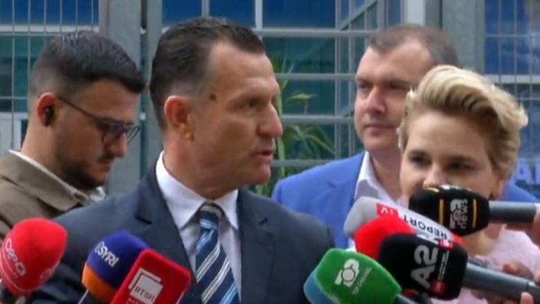 Çfarë është Monika, zoti apo zonja? Lapsusi i avokatit: Zoti Kryemadhi…. (Video)