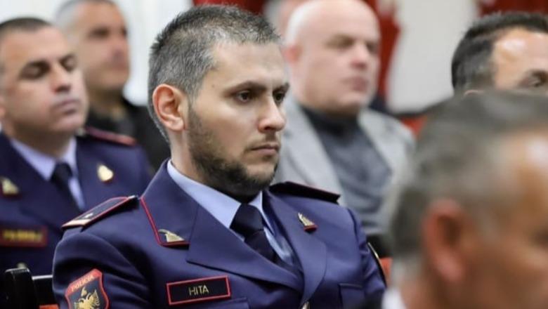 PROFIL/ Kush është Skënder Hita, drejtori i ri i Policisë së Shtetit? Berisha në sulm: Shumë shpejt do keni arkivin e qytetarit dixhital të “Skënder Ballukut” PROFIL/ Kush është Skënder Hita, drejtori i ri i Policisë së Shtetit? Berisha në sulm: Shumë shpejt do keni arkivin e qytetarit dixhital të “Skënder Ballukut”