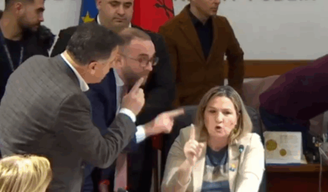 VIDEO/ Gazment Bardhi, burri i parë në histori që Komiteti i Helsinkit e mori në mbrojtje… nga sulmet e një gruaje