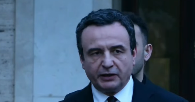 Albin Kurti shmang emrin e Vjosa Osmanit për presidente Albin Kurti shmang emrin e Vjosa Osmanit për presidente