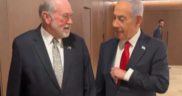 VIDEO/ “Më dërgoi Presidenti të vërtetoj a jeni gjallë”! Ironia e ambasadorit amerikan në Izrael pas takimit me Netanyahun