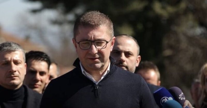 RMV ul çmimin e karburanteve, Mickoski: Jemi më të lirët në rajon, fqinjët po vijnë të furnizohen tek ne