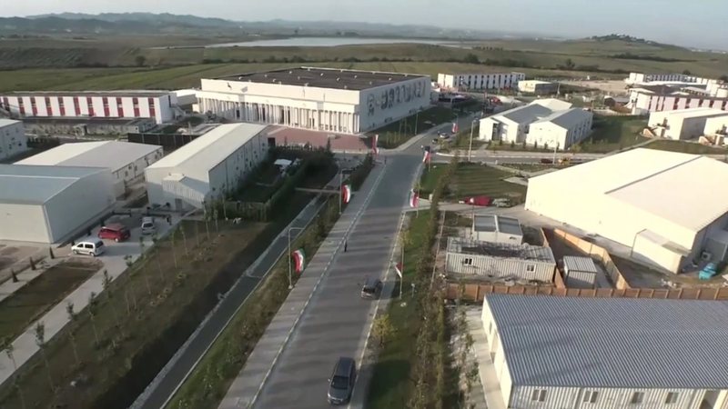 Pas lajmeve për sulm në “Ashraf 3” në Manzë, reagon zëdhënësi i kampit: Irani s’ka kapacitet teknik për të goditur Shqipërinë, është propagandë për luftë psikologjike