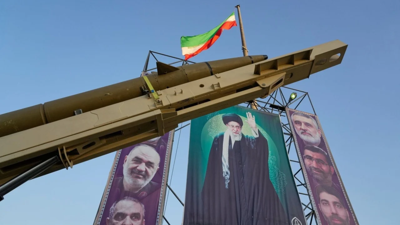 Pas paralajmërimit të Presidentit amerikan për ngushticën e Hormuzit, Irani kërcënon Trumpin me vdekje: Kini kujdes… që të mos zhdukeni!