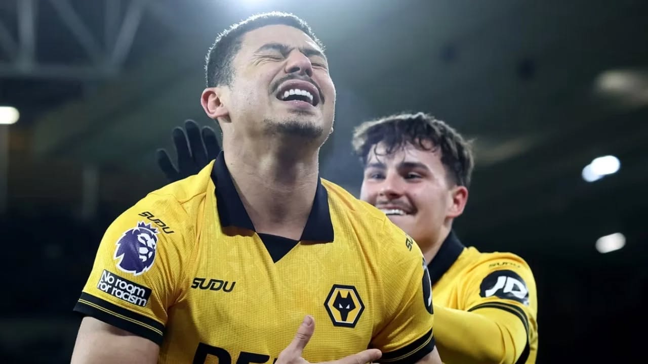 Liverpool regjistron humbjen e radhës, këtë herë nga vendi i fundit në tabelë