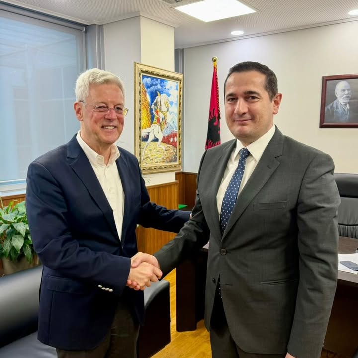 Ambasadorët, Europa dhe komunizmi që nuk e pamë kurrë