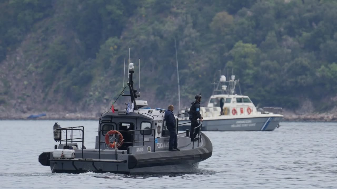Fundosja e anijes “Frontex” në brigjet e Greqisë, në bord edhe ambasadori i Estonisë, plagosen 4 persona