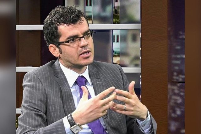 Çfarë shkruante Namir Lapardhaja për ikjet e befasishme, pas ndarjes nga jeta të Gert Bogdanit dhe Artur Zhejit! Çfarë shkruante Namir Lapardhaja për ikjet e befasishme, pas ndarjes nga jeta të Gert Bogdanit dhe Artur Zhejit!