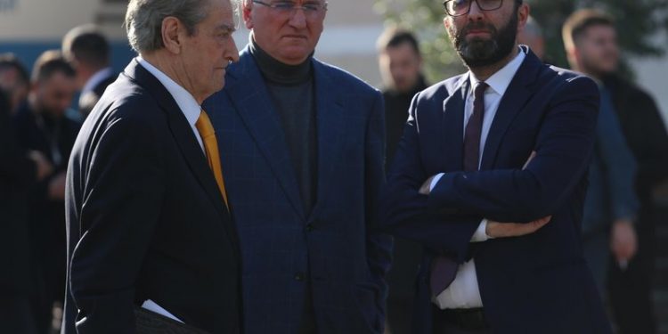 Të ndryshohet perceptimi i korrupsionit! Kos e kishte fjalën për “Bardhët e zinj” të PD-së që lehin nëpër koridoret e BE-së dhe jo për qytetarët shqiptarë