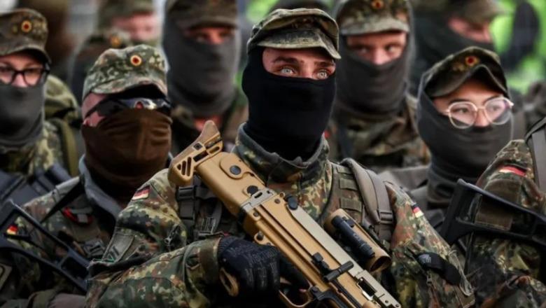 Rregull i ri në Gjermani: Meshkujt nën 45 vjeç s’mund të qëndrojnë mbi 3 muaj jashtë vendit pa leje nga shteti Rregull i ri në Gjermani: Meshkujt nën 45 vjeç s’mund të qëndrojnë mbi 3 muaj jashtë vendit pa leje nga shteti