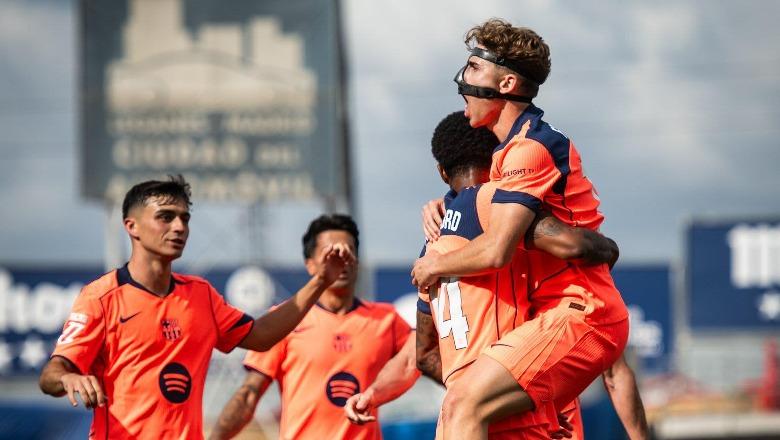 Barcelona fiton 0-2 në Madrid dhe lë pas me 11 pikë diferencë Realin