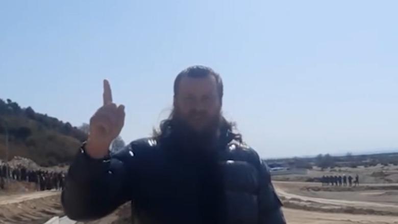 VIDEO/ U vra sot bashkë me të shoqen! Kreshnik Mujeci apelonte për mbështetjen e banorëve të Rrjollit: Mos të lejojmë t’u marrin tokat