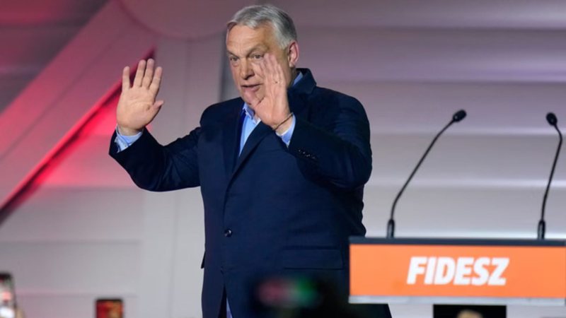 Mbyllet pas 16 vjetësh epoka Orban në Hungari, Kryeministri pranon humbjen: Rezultat i dhimbshëm. Opozita fiton mbi 2/3 e vendeve në Parlament Mbyllet pas 16 vjetësh epoka Orban në Hungari, Kryeministri pranon humbjen: Rezultat i dhimbshëm. Opozita fiton mbi 2/3 e vendeve në Parlament