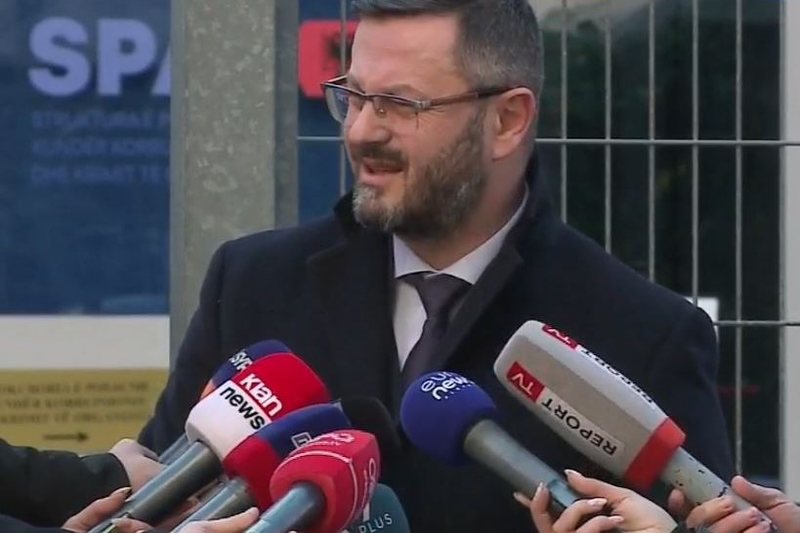 Veliaj ankimoi pezullimin e afateve të paraburgimit, shtyhet seanca, avokati Ndreca: Është instaluar praktika e dënimit kolektiv