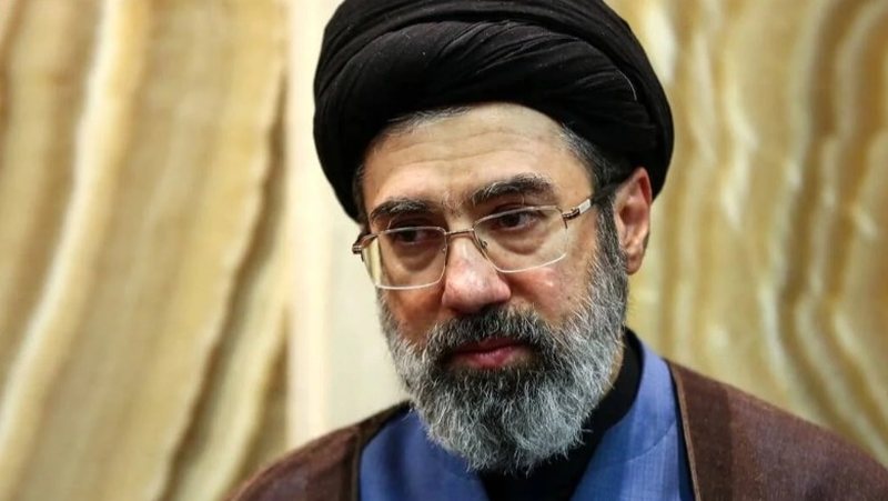 The Times: Mojtaba Khamenei në gjendje të rëndë shëndetësore, pikëpyetje për drejtimin e Iranit