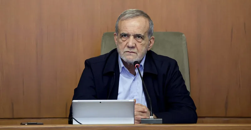 Presidenti iranian publikon letrën e hapur për amerikanët: Ne nuk e nisëm këtë luftë, SHBA nuk ka prova për kërcënim nga Irani