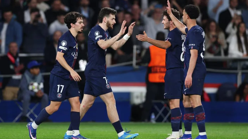 Champions League: PSG mund Liverpool-in dhe vazhdon misionin e mbrojtjes së titullit! Barcelona e bën dramë në “Camp Nou”, mundet nga Atletico dhe rrezikojnë eliminimin Champions League: PSG mund Liverpool-in dhe vazhdon misionin e mbrojtjes së titullit! Barcelona e bën dramë në “Camp Nou”, mundet nga Atletico dhe rrezikojnë eliminimin