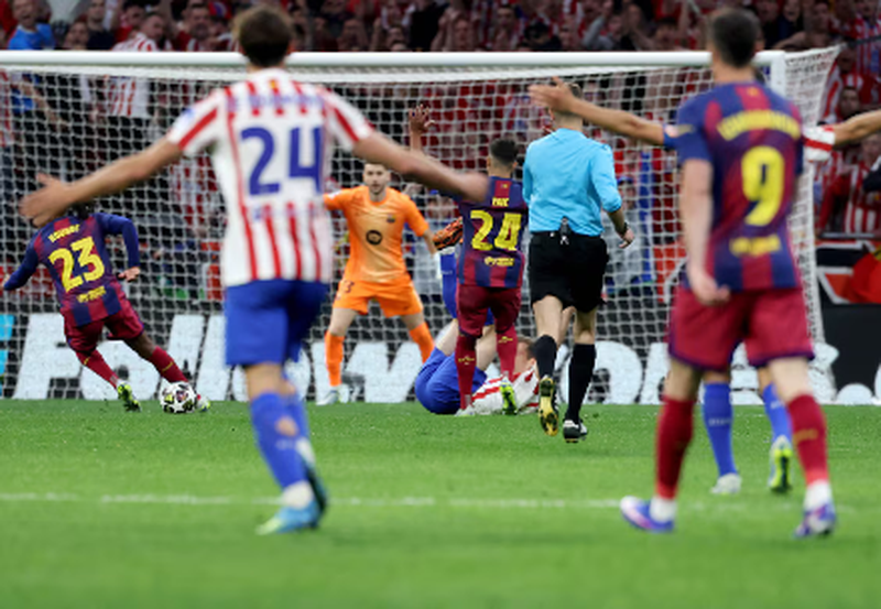 Barcelona fiton por nuk ia del të kualifikohet, Atletico dhe PSG shkojnë në gjysmëfinale Barcelona fiton por nuk ia del të kualifikohet, Atletico dhe PSG shkojnë në gjysmëfinale