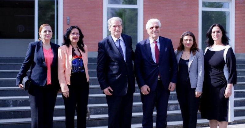 Shqipëria e drejtuar nga Rama rrezikon të mos ekzistoi më! Vjen shoqata qesharake KKD e Lazim Destanit: Takim me Berishën si “sfidë” ndaj Samitit të Diasporës!