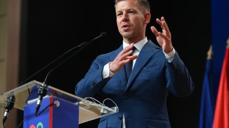 Fitoi thellë kundër Orban, kryeministri i ri i Hungarisë: Do të ndjek penalisht ata që shkatërruan vendin, hetime për korrupsion për kriminelët politikë Fitoi thellë kundër Orban, kryeministri i ri i Hungarisë: Do të ndjek penalisht ata që shkatërruan vendin, hetime për korrupsion për kriminelët politikë