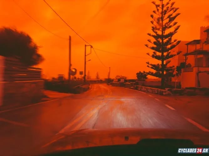 Pluhuri afrikan përfshin ishujt grekë, Naxos ‘vishet’ me ngjyrën portokalli, autoritetet thirrje banorëve të shmangin daljet e panevojshme