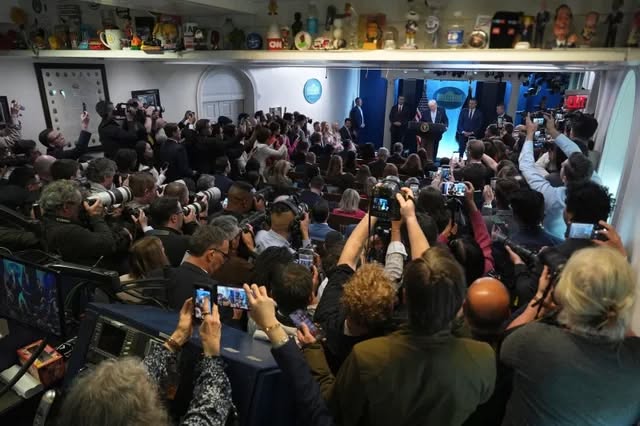 Donald Trump i tensionuar para gazetarëve: Ultimatum për lirinë e shtypit dhe per Iranin!