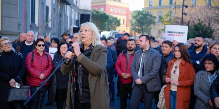 Fitorja e Veliajt provë tronditëse e bashkëpunimit SPAK-PD?!