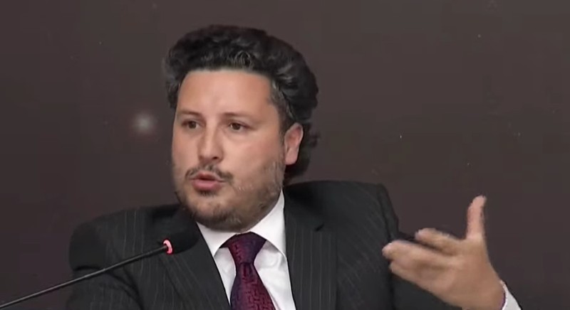 “Nëse nuk bashkëpunojmë, shkojmë në konflikt”! Ish kryeministri Abazoviç paralajmëron nga Tirana: Mesazh për të drejtat e shqiptarëve