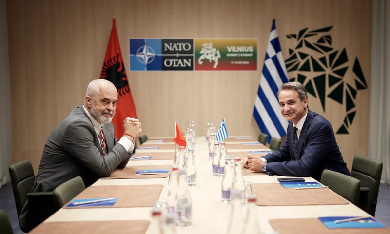 Forumi Ekonomik i Delphit, Edi Rama mbrrinë në Greqi: Pjesëmarrës në debatet globale, takim me Mitsotakis dhe liderët europianë
