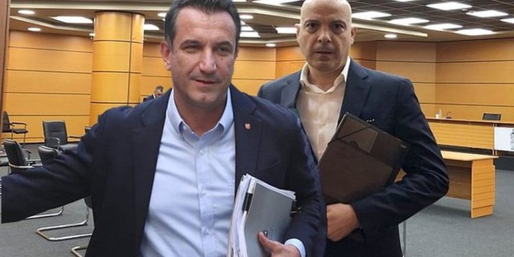 Skandali, Gjykata paraprake e kaloi për gjykim në themel çështjen Veliaj pa hapur dhe pa i parë të gjitha provat e SPAK Skandali, Gjykata paraprake e kaloi për gjykim në themel çështjen Veliaj pa hapur dhe pa i parë të gjitha provat e SPAK