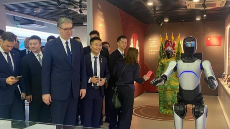 Robotët humanoidë vijnë në Ballkan, Serbia merr 1 miliard euro investime nga Kina, hapen mbi 1,650 vende pune Robotët humanoidë vijnë në Ballkan, Serbia merr 1 miliard euro investime nga Kina, hapen mbi 1,650 vende pune
