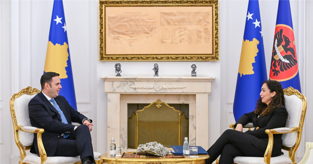 LDK pajtohet të garojë së bashku me ish-presidenten Osmani në zgjedhjet e qershorit, thotë Abdixhiku