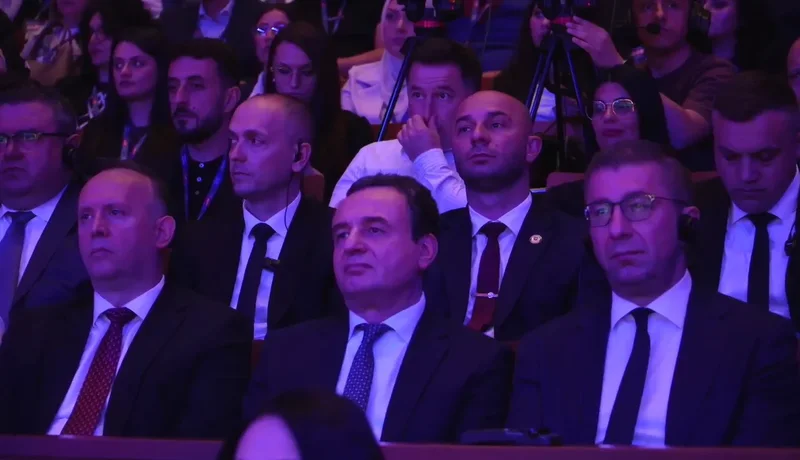 Kurti në Shkup, ose si humbet kuptimi i politikës shqiptare Kurti në Shkup, ose si humbet kuptimi i politikës shqiptare