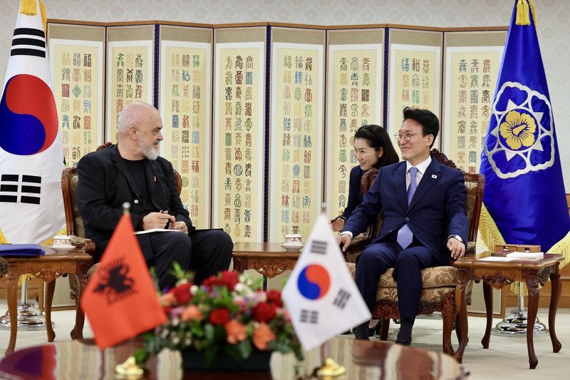 Vizita në Korenë e Jugut: Rama takim me homologun Kim Min-seok Vizita në Korenë e Jugut: Rama takim me homologun Kim Min-seok