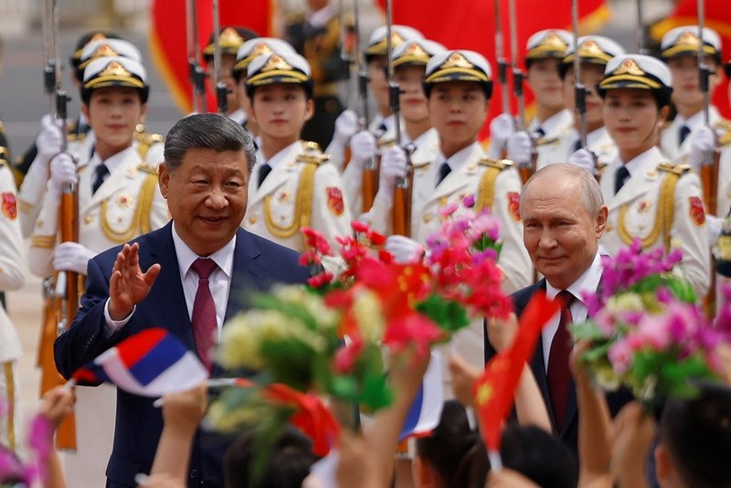 Pas Trump mbrrinë Putin në Pekin: Bisedime me Xi Jinping në një fazë të re të mardhënieve