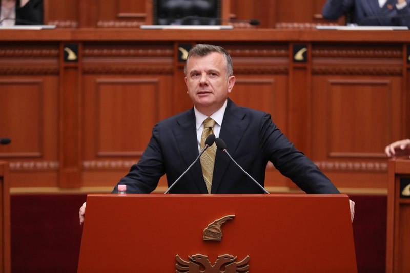 Balla nxjerr bllof Berishën: “Sali, në rezolutën e Parlamentit Europian nuk u miratuan amendamentet e pista që nisët ju nga Tirana”!