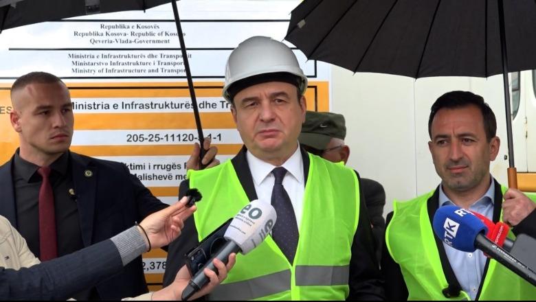 Albin Kurti për shtyrjen e datës së vendimit për ish krerët e UÇK-së: Kosova ka nevojë për gjykata normale e jo speciale