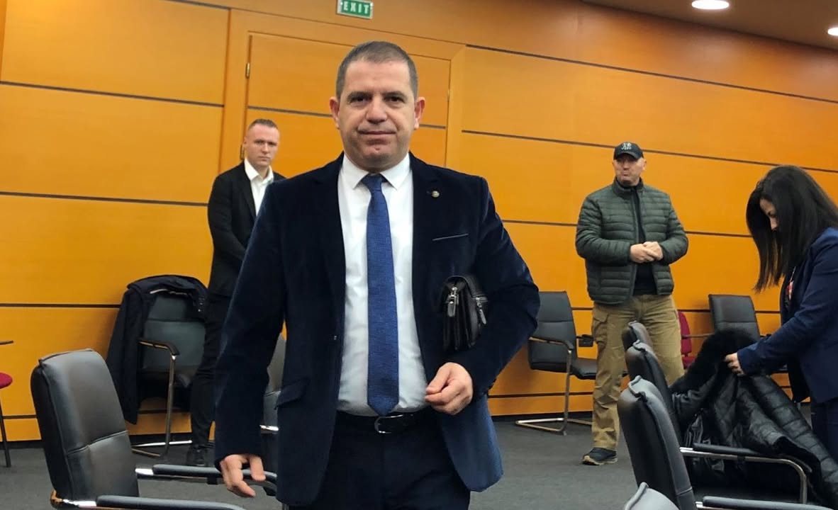 Akuzat për korrupsion: GJKKO çon për gjykim ish-prokurorin Kledian Llaho dhe 3 të tjerë